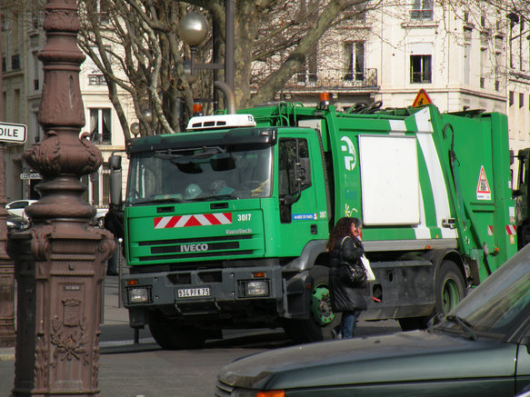  camion des éboueurs